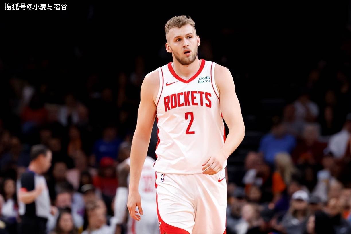 关于多特蒙德前锋状态回勇，打入制胜球的信息